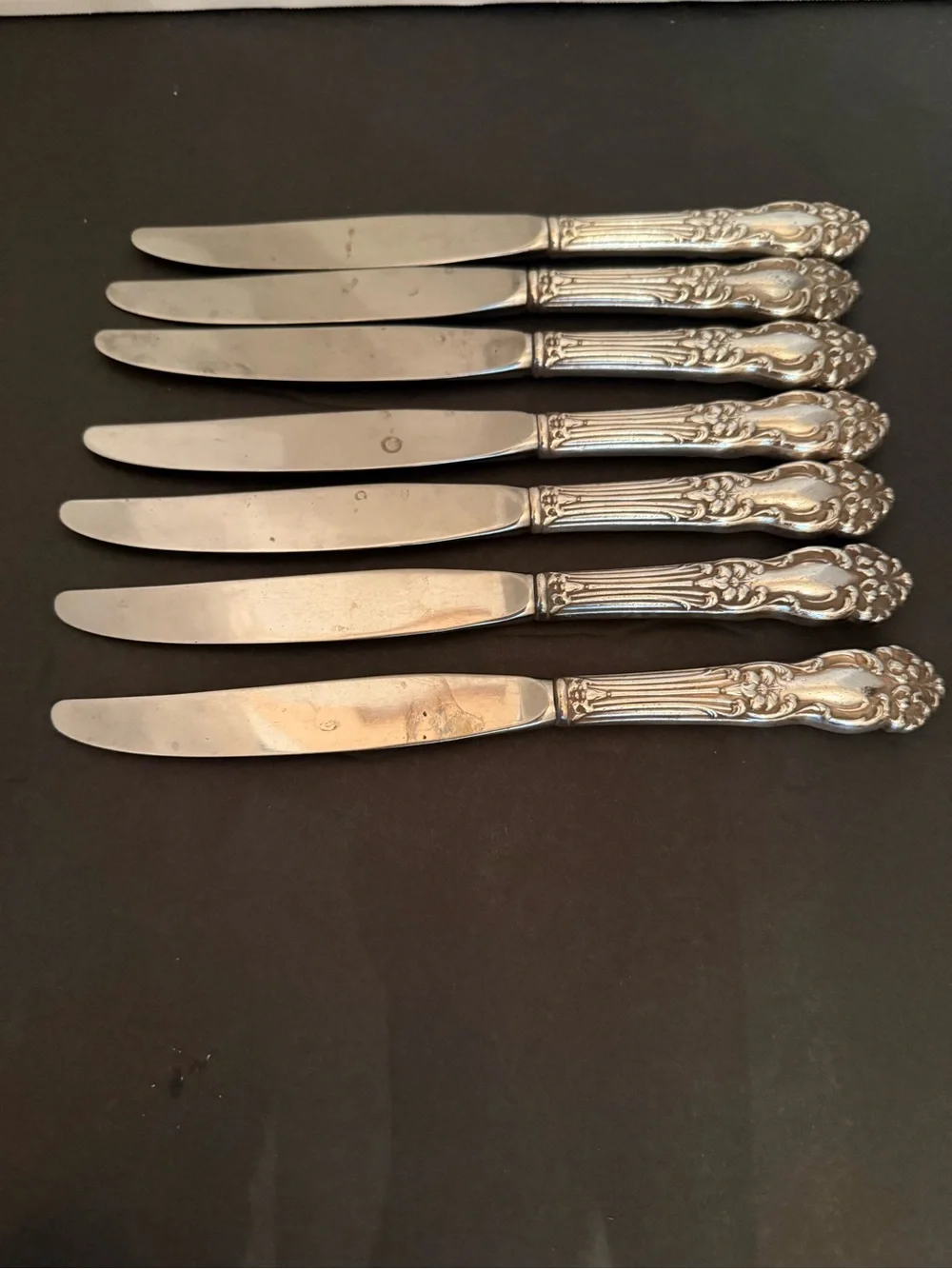 Reed & Barton Silver Ornate Dinner Knives - Set of 7